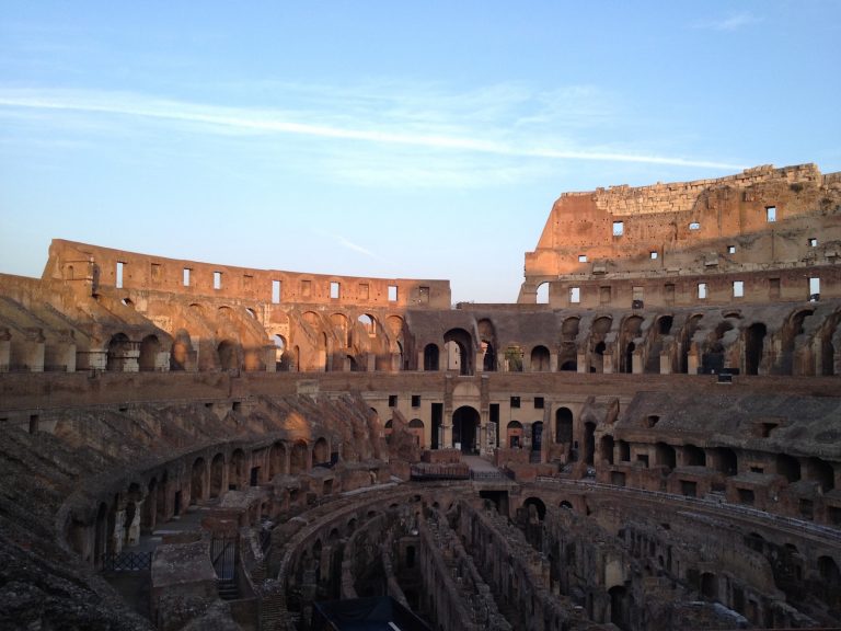 Colosseo, interno